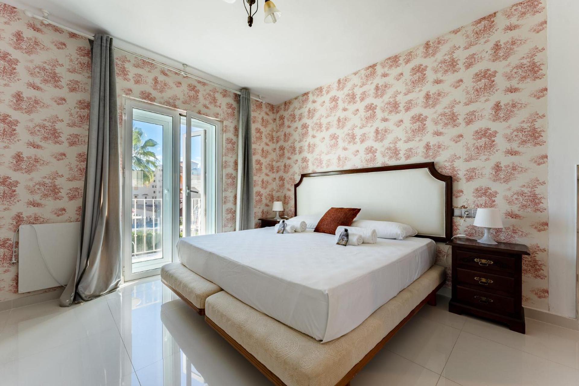 Malagasuite Fuengirola Sohail Exterior foto